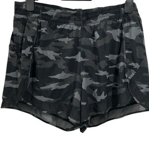 Athleta Camo Printed Mesh Racer Run Short 4" - Size 1X